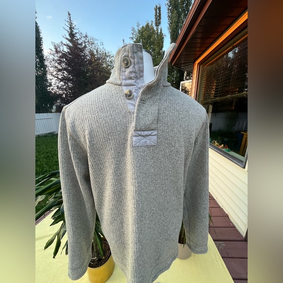Field & Stream Men’s Large, Cream Coloured Pullover Sweater with Buttons - Picture 2 of 5
